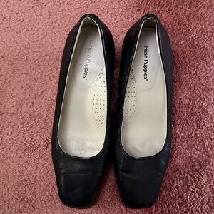 USED Hush Puppies Black Leather Flats